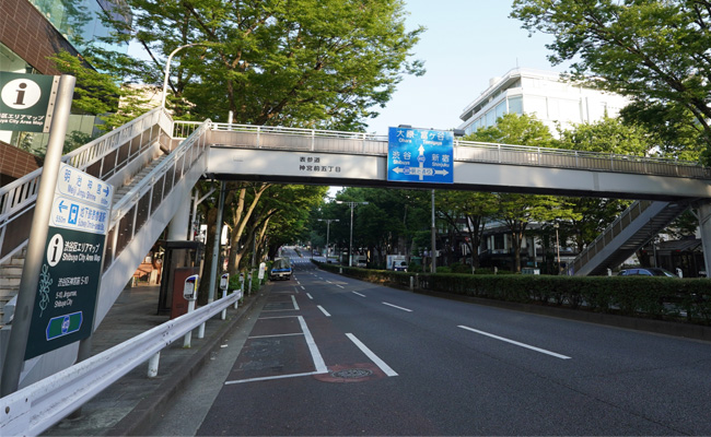 渋谷 - エンターテイメントと行政の中心地