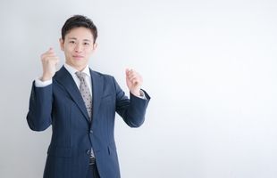 【資格と独立】独立開業には資格が必要？起業に「有利な資格」について